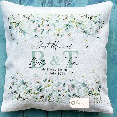 Personalised Wedding gift Just Married Mr Mrs Wedding Foliage Greenery Wreath Cushion cover