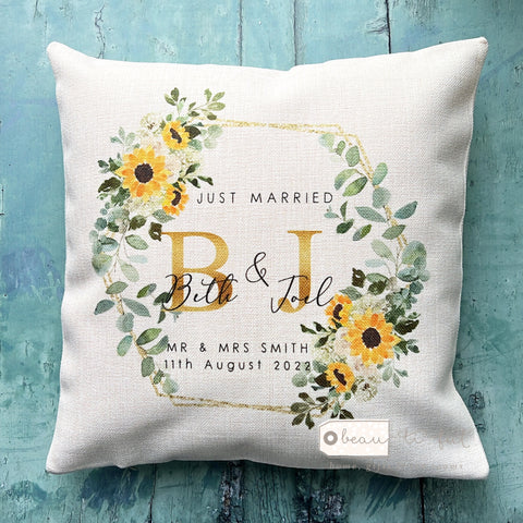 Personalised Just Married Mr Mrs Newlywed Sunflower Greenery Design Home Quote Linen Style Cushion