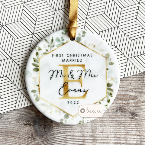 Personalised First Christmas Married Mr And Mrs Geo Greenery Round Ceramic Tree Hanger Decoration Ornament