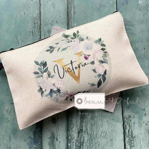 Personalised Name and Initial.. White Pink Wreath Design Linen style  Make up Bag