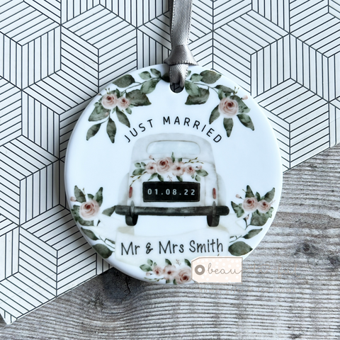 Personalised Just Married Wedding Car Ceramic Round Decoration Ornament Keepsake
