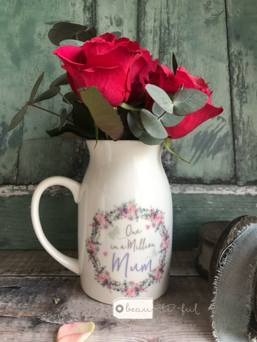 One in a million....... Mum Nanna Grandma Floral Design Home Quote Ceramic Vase Mother’s Day